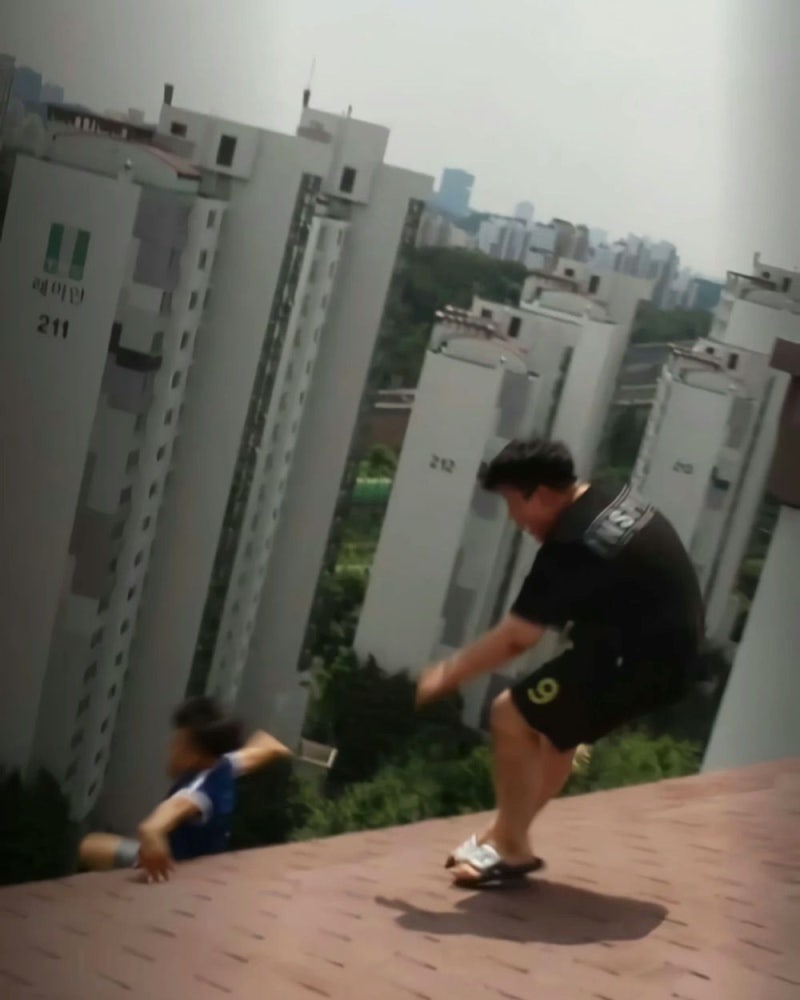 라오유튜브 | 오늘의이슈 65f1940c95f448940607c07c0195ef675fff7d98543edc8f1024fbfa4857e740.jpg